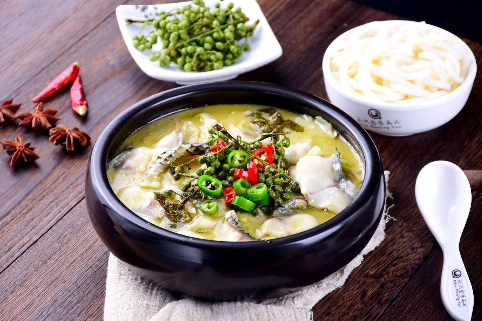 開(kāi)酸菜魚(yú)飯快餐店需要準(zhǔn)備什么，餐飲小白必看！