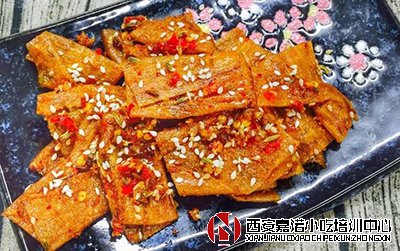 特色小吃培訓(xùn)麻辣豆皮做法