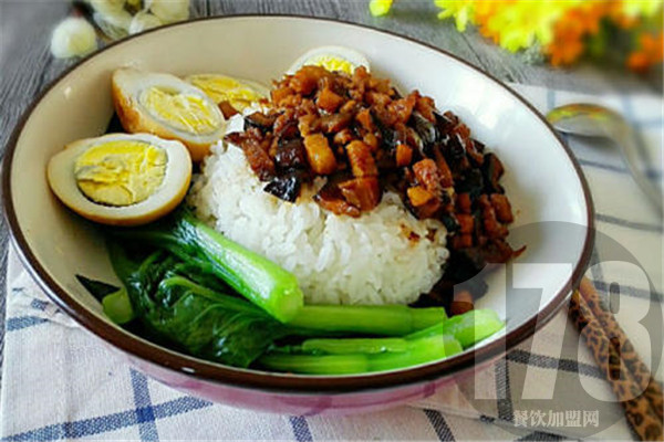 東東記鹵肉飯加盟條件